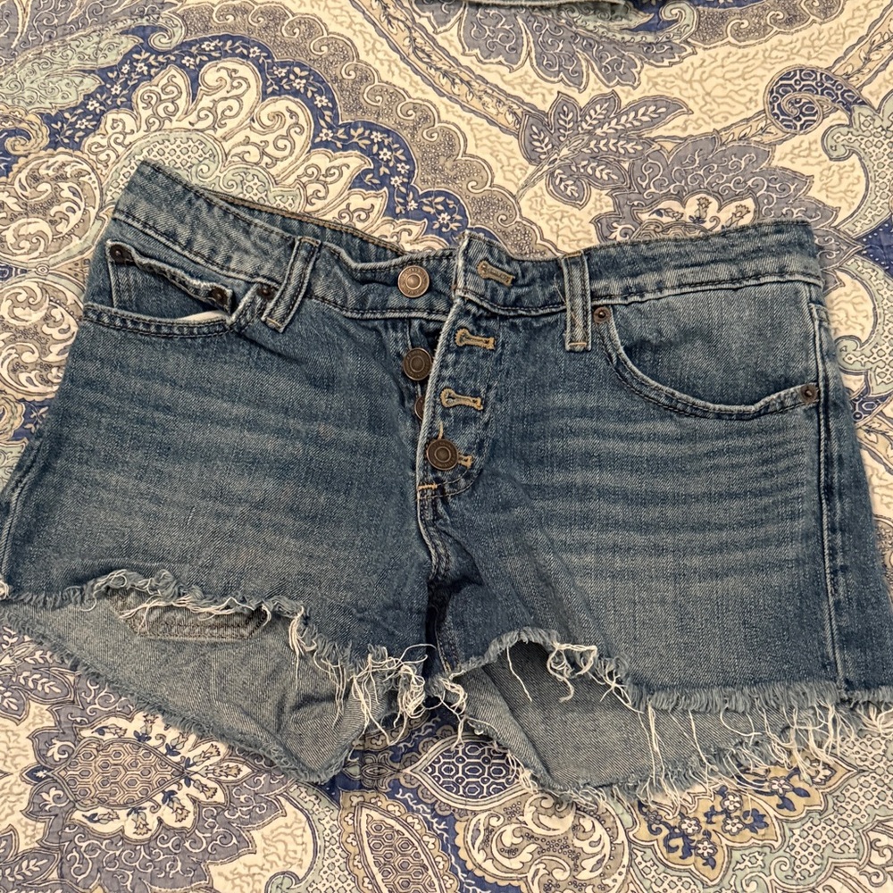 Frayed Denim cut off Shorts by lucky brand size 2/26